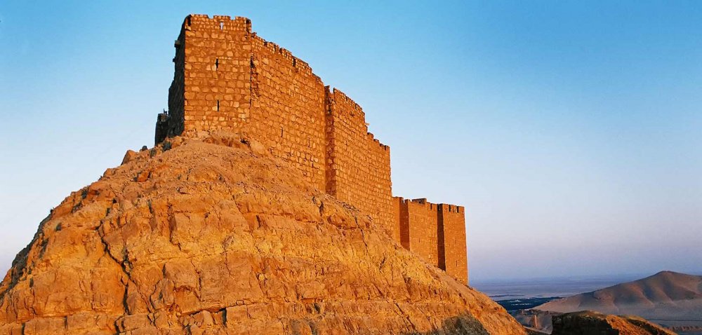 قلعة لقمان